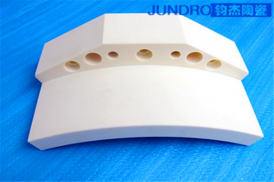 氧化鋁陶瓷制成精密結(jié)構(gòu)件的優(yōu)勢 氧化鋁陶瓷制成精密結(jié)構(gòu)件的優(yōu)勢